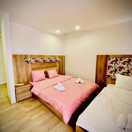 Hotel Perla Призрен Экстерьер фото