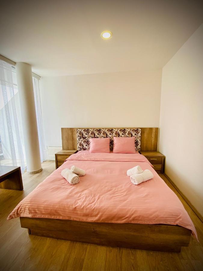 Hotel Perla Призрен Экстерьер фото